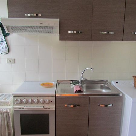 Appartamento Bilocale Dante Stresa Szoba fotó